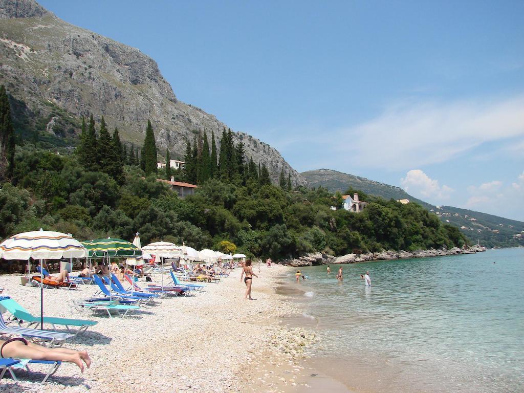 Milka Studios Barbati Bagian luar foto