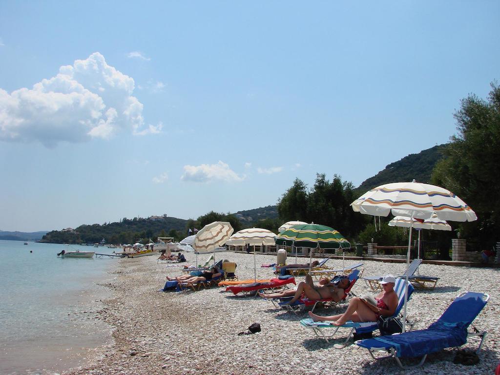 Milka Studios Barbati Bagian luar foto